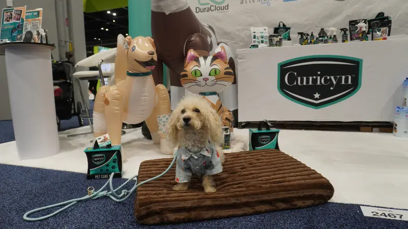 Curicyn Booth at Global Pet Expo with the #CuricynCrew